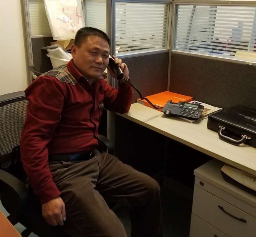 上海港云建筑裝飾工程有限公司的董事長(zhǎng)范以建-上海炫園企業(yè)登記代理有限公司